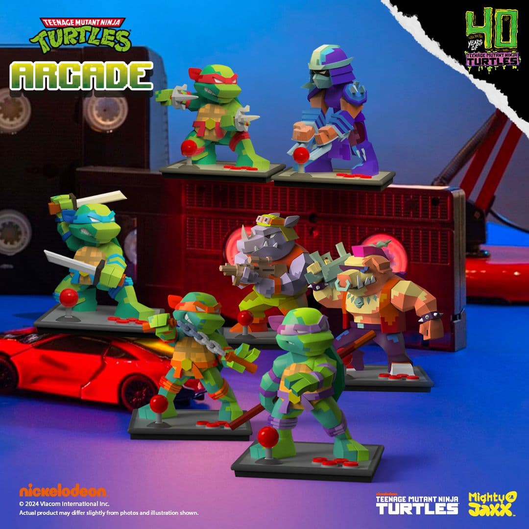 Arcade TMNT blind box collection: Donatello, Leonardo, Michelangelo, Raphael, Bebop, Rocksteady, and Shredder figures.